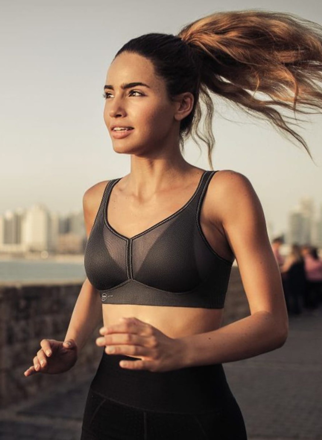 Biustonosz pooperacyjny Air Control